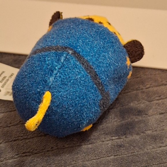 Disney Tsum Tsum Zootopia Officer Clawhauser mini stackable plush - Picture 7 of 8